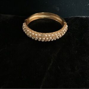 Vintage Faux Pearl & Rhinestone Clasp Bracelet Magnetic